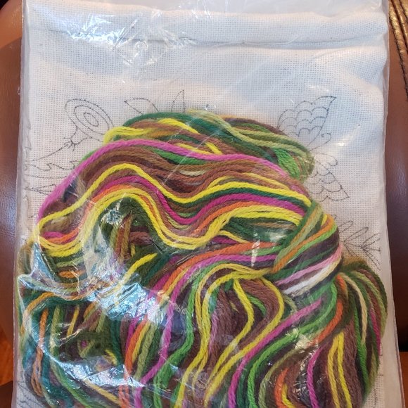 Sultan Creative Needlecraft Kit No 1272 - "Friendly Forest" - Picture 3 of 4